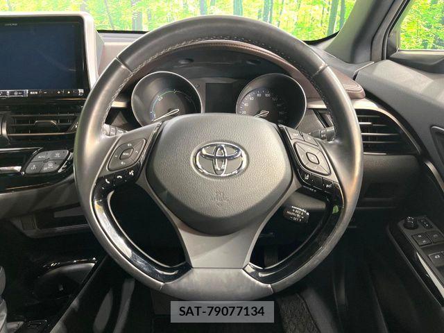 Toyota C-HR 2017-03 7615474-6