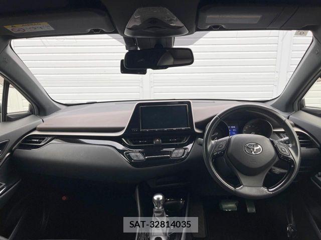 Toyota C-HR 2017-06 7615487-1