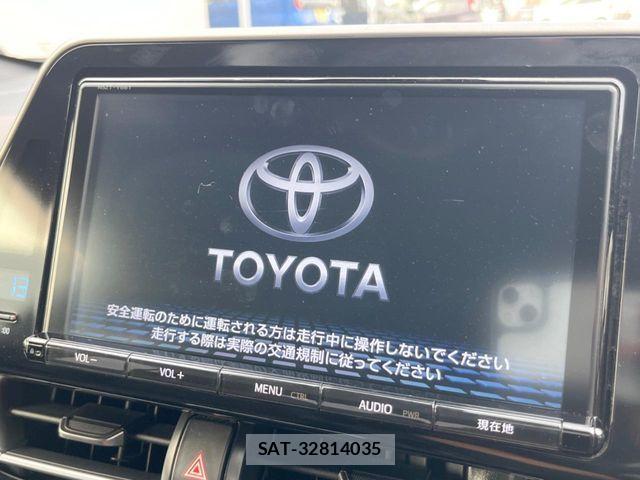 Toyota C-HR 2017-06 7615487-4