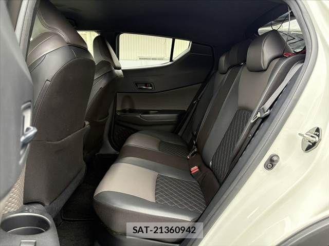 Toyota C-HR 2019-10 7615476-18