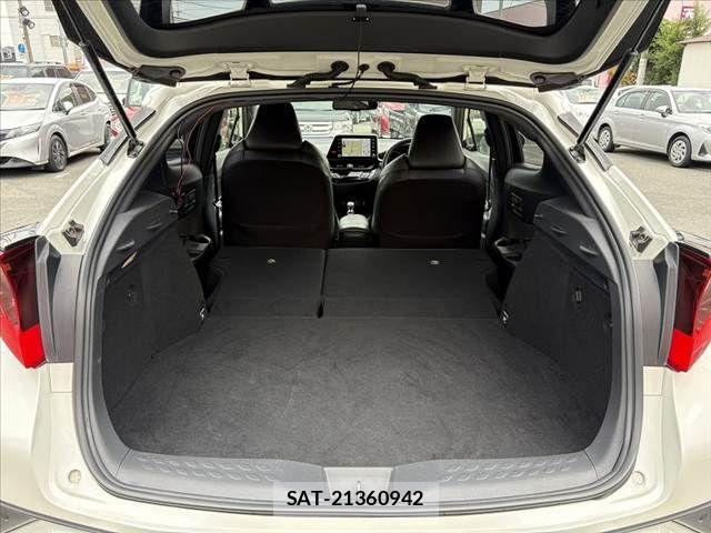 Toyota C-HR 2019-10 7615476-20