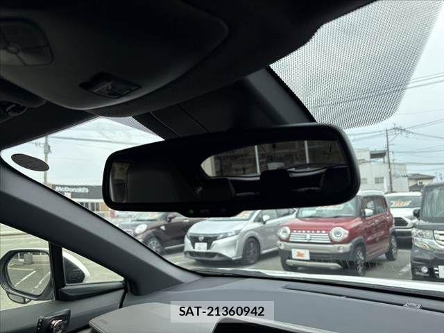 Toyota C-HR 2019-10 7615476-23