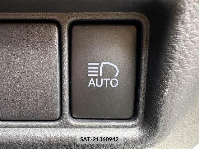 Toyota C-HR 2019-10 7615476-26