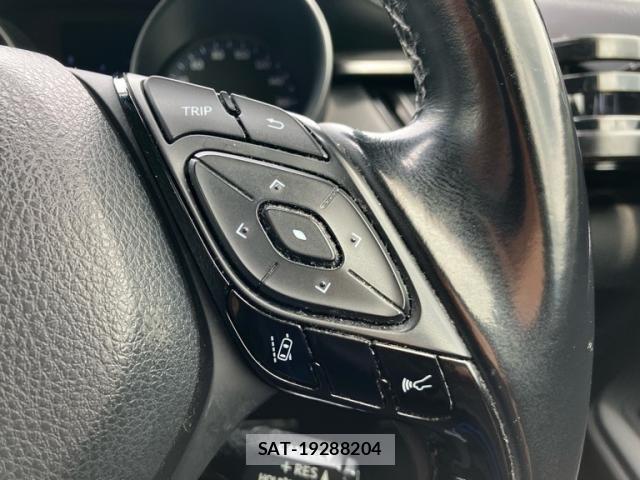 Toyota C-HR 2017-05 7615500-18