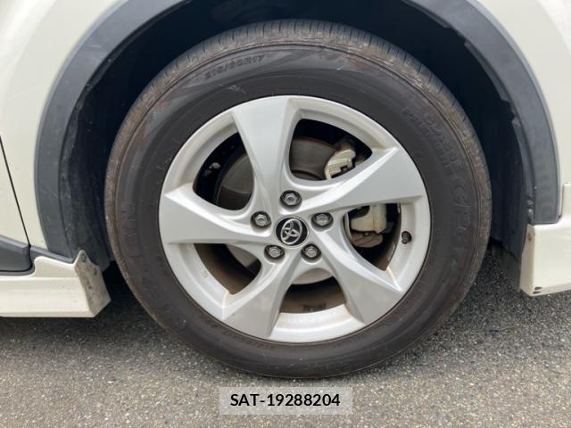 Toyota C-HR 2017-05 7615500-4