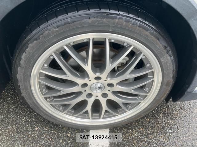 Toyota C-HR 2017-02 7615501-3