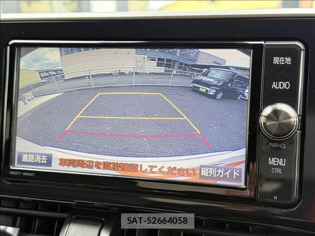 Toyota C-HR 2017-07 7615491-11