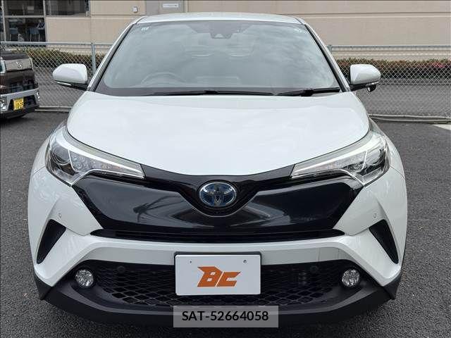 Toyota C-HR 2017-07 7615491-20