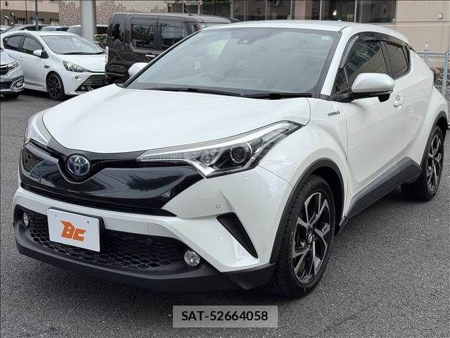 Toyota C-HR 2017-07 7615491-21