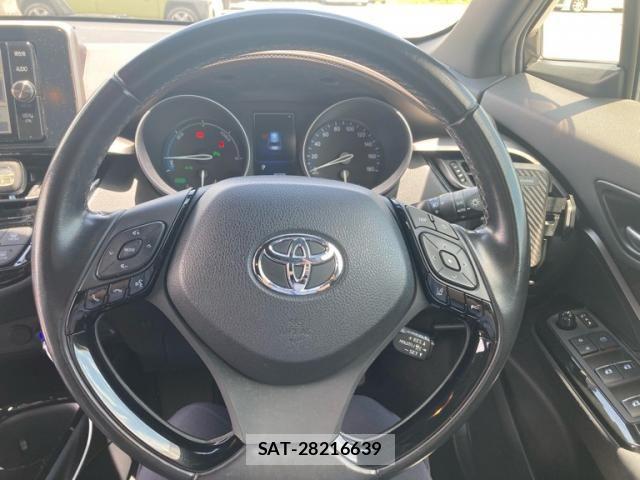 Toyota C-HR 2017-05 7615493-10