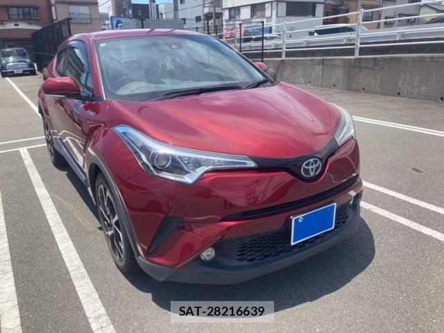 Toyota C-HR 2017-05 7615493-2