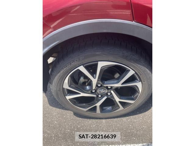 Toyota C-HR 2017-05 7615493-5