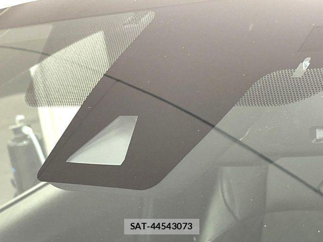 Toyota C-HR 2019-10 7615473-2