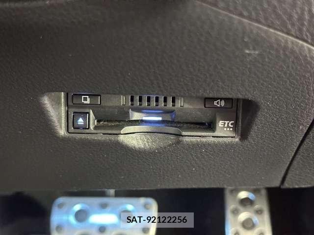 Toyota C-HR 2020-08 7615464-15