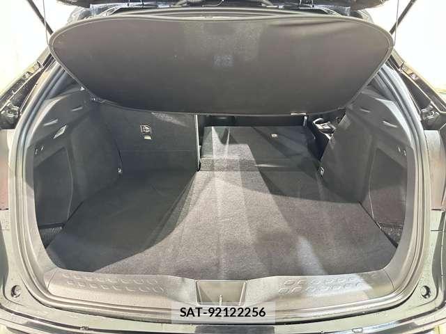 Toyota C-HR 2020-08 7615464-26