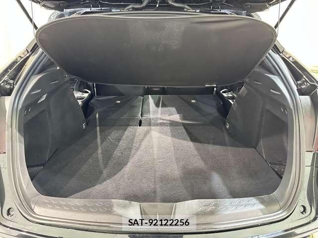 Toyota C-HR 2020-08 7615464-27