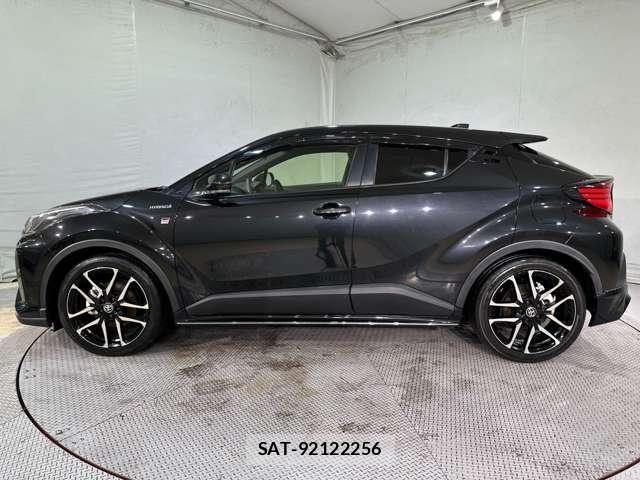Toyota C-HR 2020-08 7615464-7