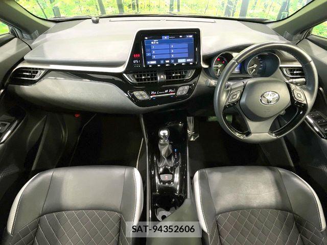 Toyota C-HR 2019-09 7615465-1