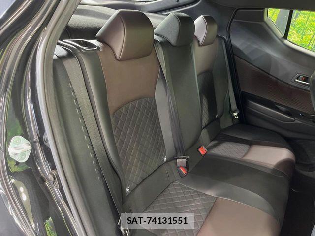 Toyota C-HR 2017-09 7615489-9