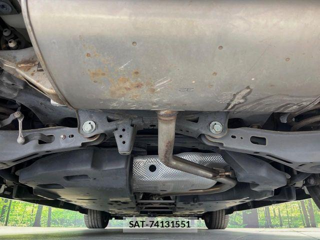 Toyota C-HR 2017-09 7615489-18