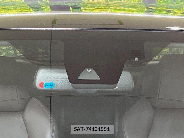Toyota C-HR 2017-09 7615489-5