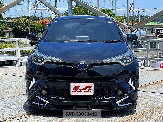 Toyota C-HR 2018-02 7615472-16