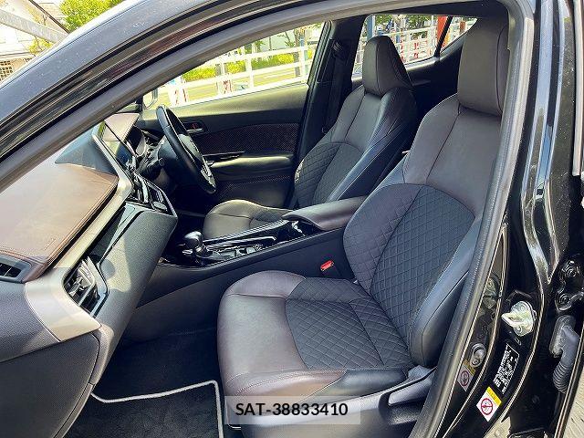 Toyota C-HR 2018-02 7615472-18