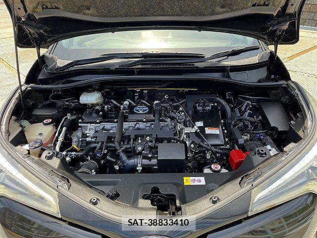 Toyota C-HR 2018-02 7615472-27