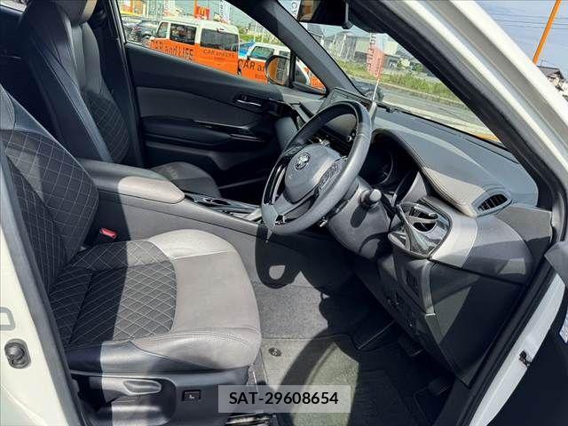 Toyota C-HR 2020-03 7615462-15
