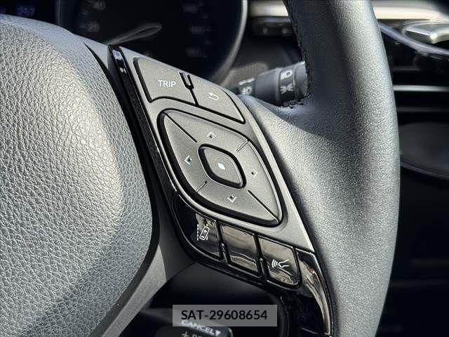 Toyota C-HR 2020-03 7615462-3