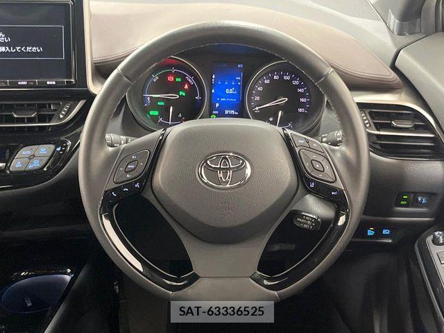 Toyota C-HR 2017-06 7615475-10