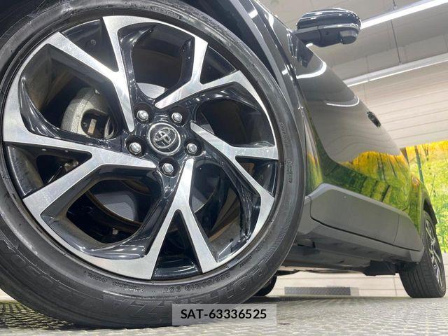 Toyota C-HR 2017-06 7615475-12