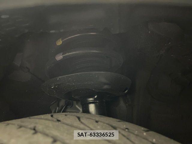 Toyota C-HR 2017-06 7615475-19