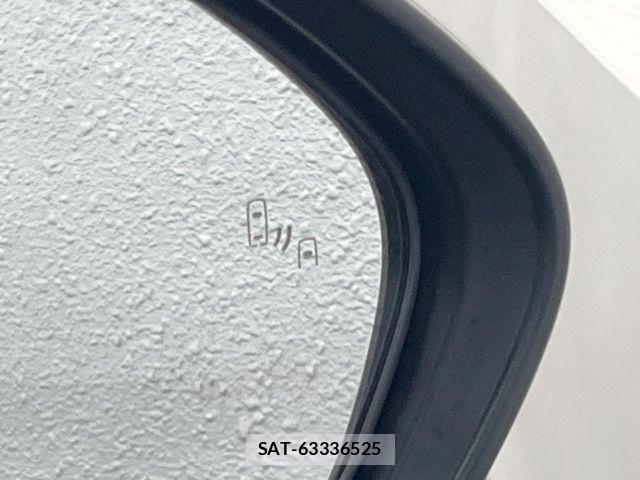Toyota C-HR 2017-06 7615475-4