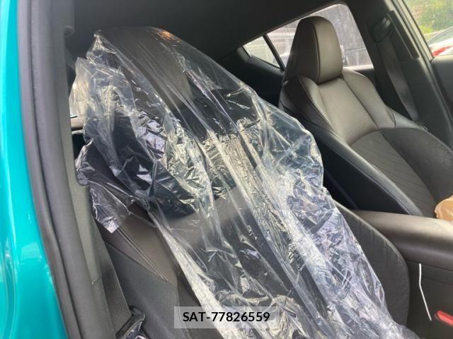 Toyota C-HR 2016-12 7721870-15
