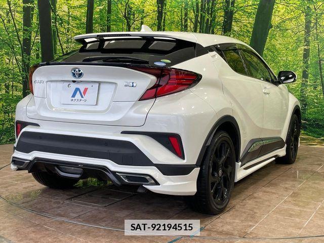 Toyota C-HR 2020-08 7783449-16