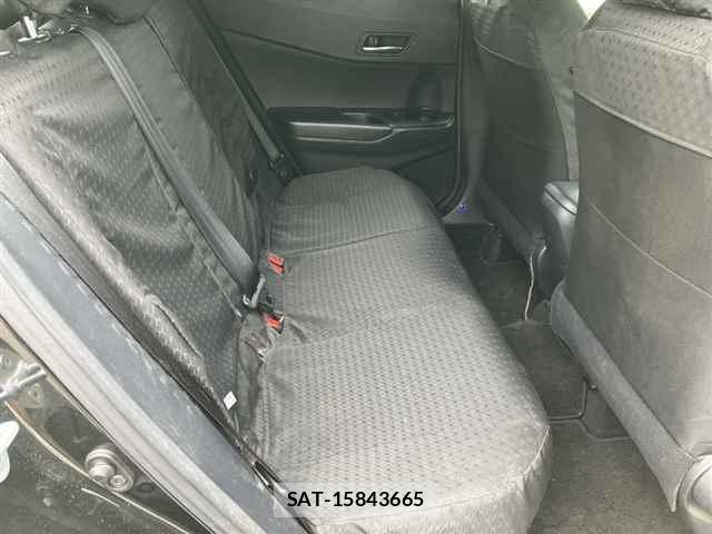 Toyota C-HR 2017-06 7519245-5