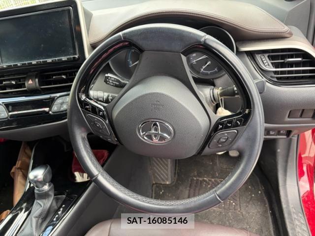 Toyota C-HR 2016-12 7783403-15