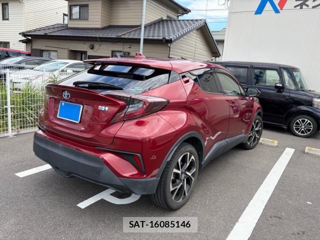 Toyota C-HR 2016-12 7783403-2