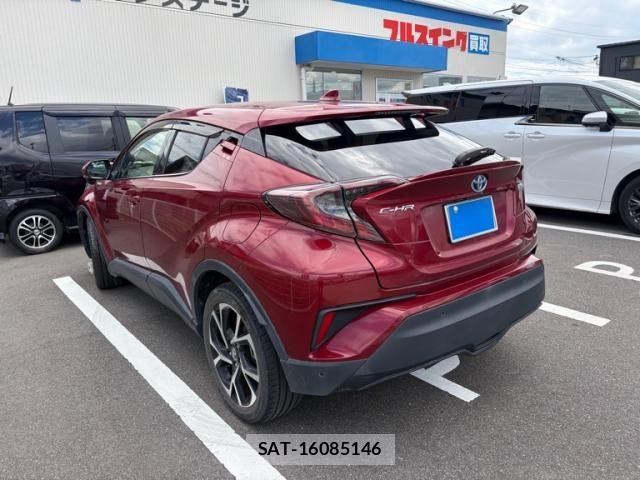 Toyota C-HR 2016-12 7783403-3