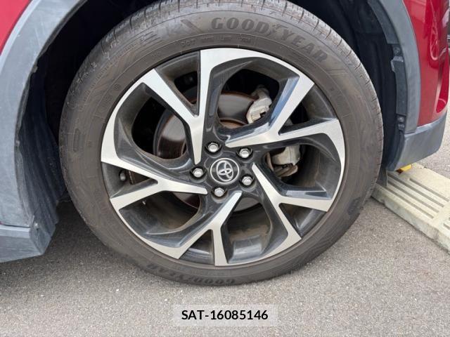Toyota C-HR 2016-12 7783403-7