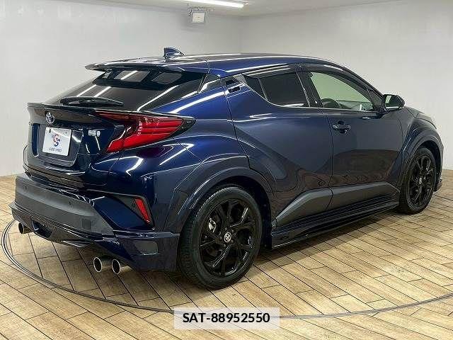 Toyota C-HR 2021-03 7783450-15