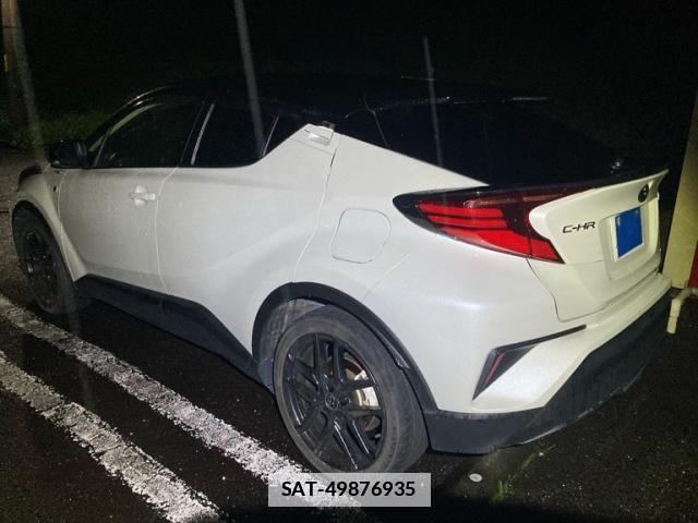 Toyota C-HR 2019-12 7783418-4