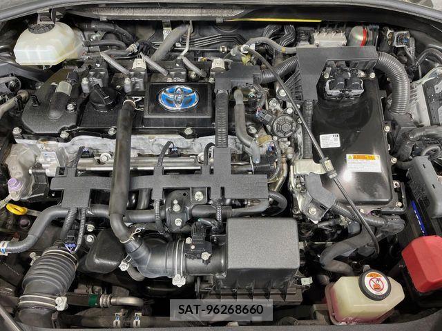 Toyota C-HR 2018-01 7875733-17