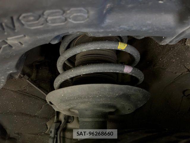 Toyota C-HR 2018-01 7875733-19