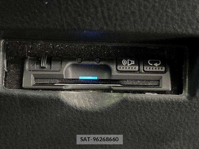 Toyota C-HR 2018-01 7875733-6