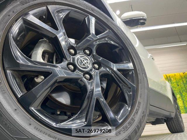 Toyota C-HR 2019-06 7875725-12