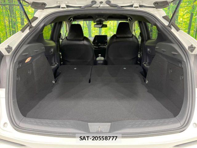 Toyota C-HR 2020-12 7875723-9