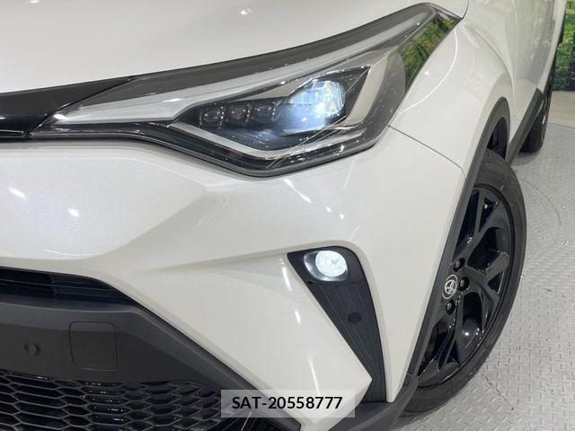 Toyota C-HR 2020-12 7875723-11