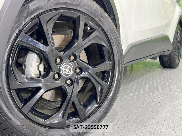 Toyota C-HR 2020-12 7875723-12